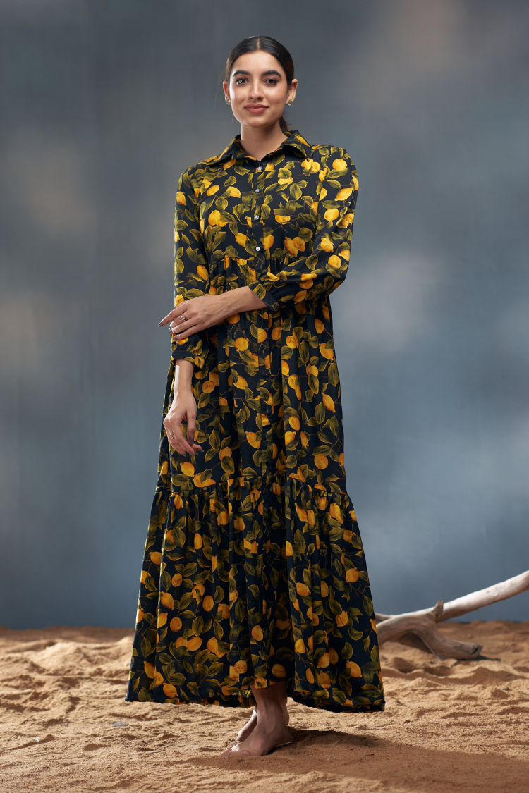 Lemon with leaf collar long dress